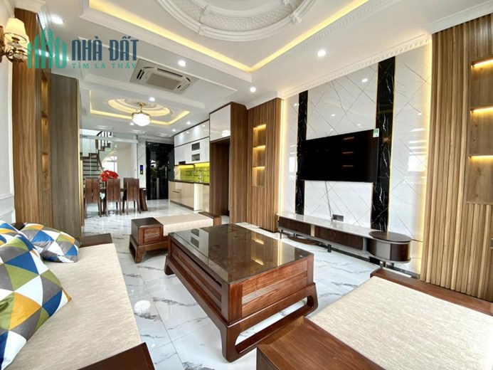 NGHI TÀM - GARA Ô TÔ, THANG MÁY NHẬP, DÒNG TIỀN 800 TRIỆU 9.2 TỶ