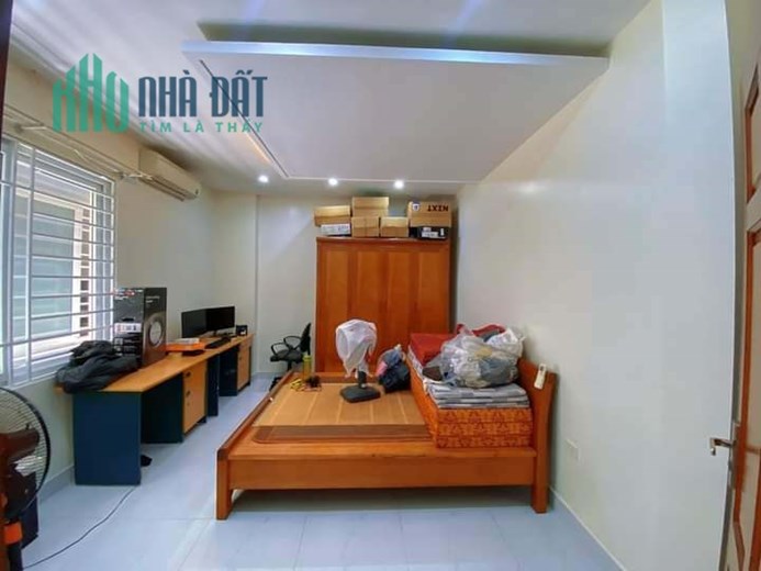 Bán Nhà Ngõ 59 Phạm Văn Đồng 31/33m2 x 6 tầng, 5 phòng ngủ khép kín full nội thất, tặng full nội