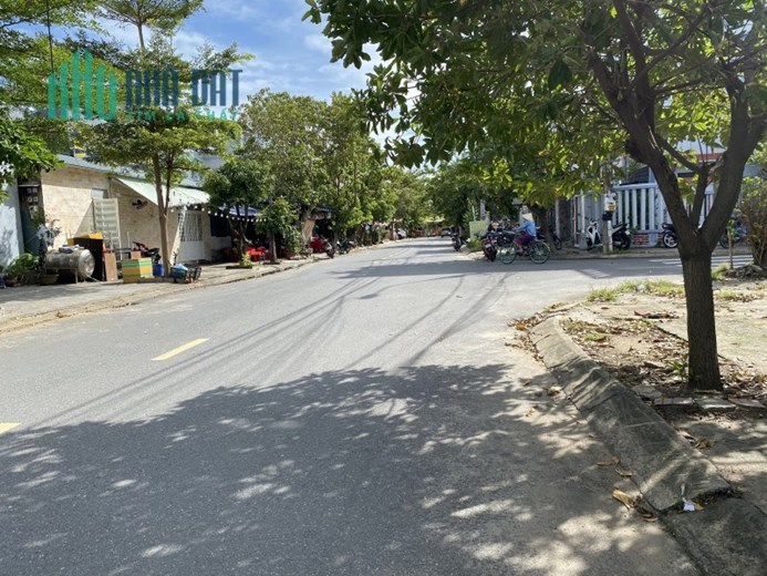 BÁN NHÀ 3 TẦNG VÕ DUY NINH SÁT BIỂN SƠN TRÀ GIÁ RẺ, ĐƯỜNG 7.5M