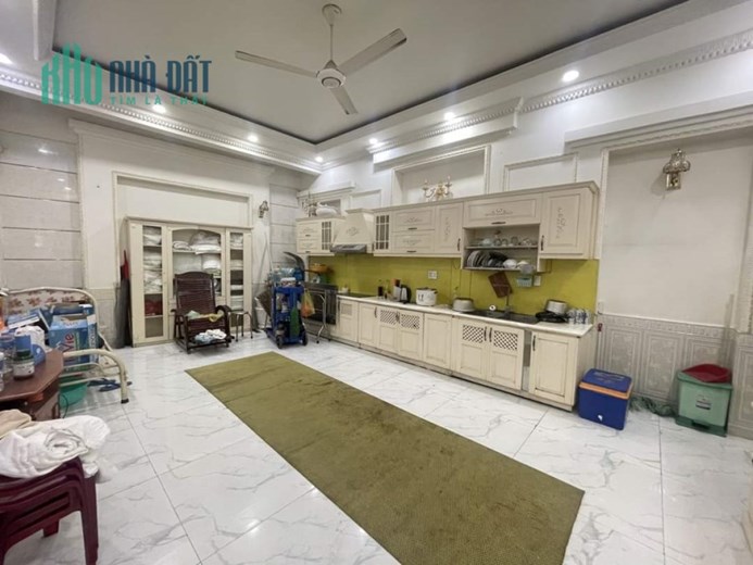 Bán Nhà HXH Bạch Đằng Phường 2 Tân Bình Giá 22 Tỷ.