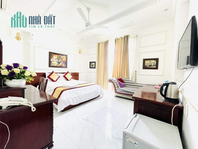 Bán Nhà HXH Bạch Đằng Phường 2 Tân Bình Giá 22 Tỷ.