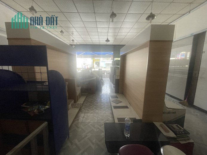 Bán  MT Đặng Thúc Vịnh Diện tích 8x30 2PN 2 WC Đường trước nhà 30m 6 lane xe