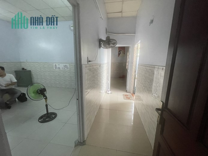 Bán MẶT BẰNG Đặng Thúc Vịnh Diện tích 8x30 2PN 2 WC Đường trước nhà 30m 6 lane xe