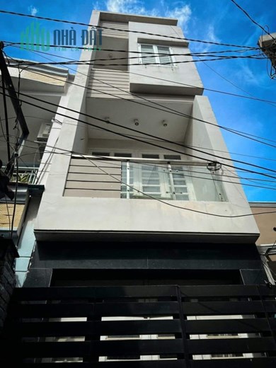 Nhà bán Tôn Thất Thuyết _ P16 _ Q4 _ 3.3m × 18m _ 4PN _ Chỉ: 3 tỷ 900tr
