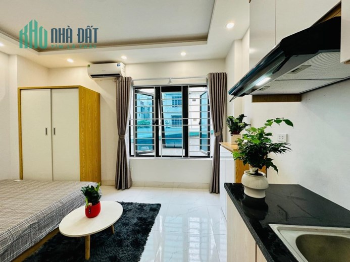 CCMN Thang Máy phố Thái Thịnh Đống Đa 60m, 7T, MT 5m, Giá 10 Tỷ (Thương thượng)