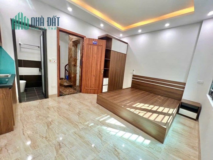 CCMN Thang máy, Lô Góc, Ngõ nông thông Láng Thượng 53m2, 8T, MT 5m, Giá 8 tỷ (Thương lượng)