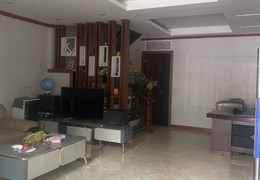 Chính chủ cần bán Nhanh Căn Nhà 5 tầng Thuộc Phường Cao Xanh – TP Hạ Long – Quảng Ninh.