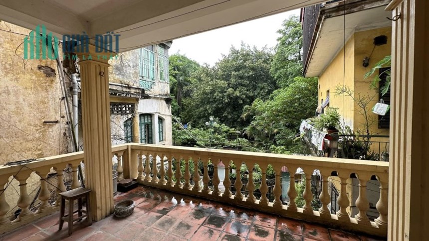 PHỐ LỚN SÁT BỜ HỒ, NHÀ 3 THOÁNG - 4 tầng số 2 Quang Trung 30m2 MT4.2 chỉ 6.5 tỷ - NGÕ NÔNG SÂN RỘNG