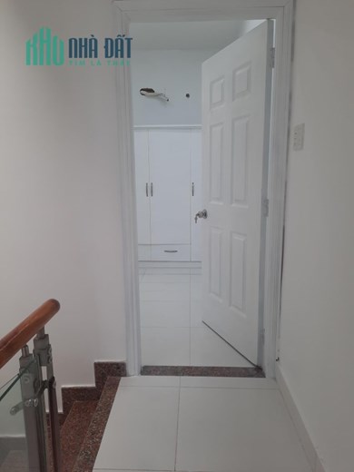 NHÀ 3 TẦNG MỚI - GẦN CHỢ TÂN HƯƠNG, ĐÚC BTCT, DTSD 111m2, giá 3,4 Tỷ
