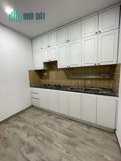 Bán căn hộ 3pn 90m2,mặt tiền Hậu Giang Quận 6,nhà mới,đã có sổ,CC ngay,giá 2.7 tỷ,Lh 0907753508