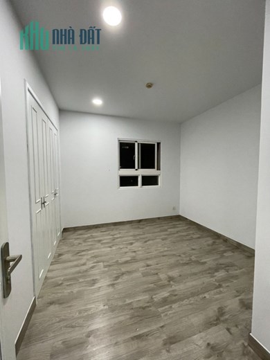Bán căn hộ 3pn 90m2,mặt tiền Hậu Giang Quận 6,nhà mới,đã có sổ,CC ngay,giá 2.7 tỷ,Lh 0907753508