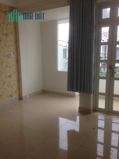 Chính chủ cho thuê nhà mặt tiền đường Hoa Bằng - Tân Sơn Nhì - giá 25tr/ tháng