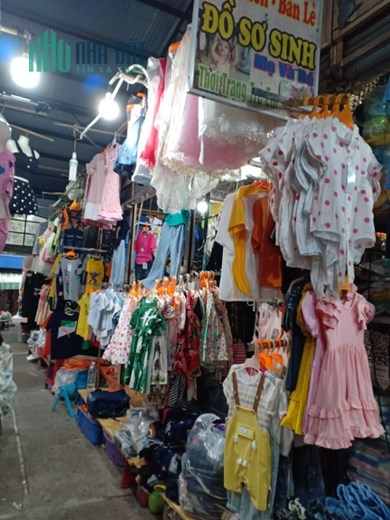 Chính chủ cần bán quầy vị trí đẹp tại chợ Đồng Xa thành phố Hà Nội