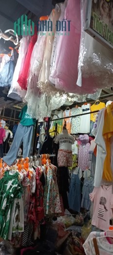 Chính chủ cần bán quầy vị trí đẹp tại chợ Đồng Xa thành phố Hà Nội