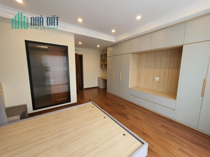 NGHI TÀM - Ô TÔ TRÁNH, THANG MÁY, DOANH THU 800 TRIỆU 9.3 TỶ