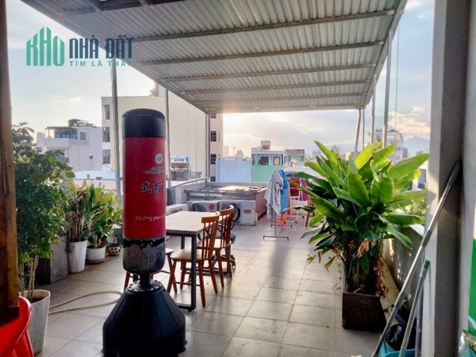 CẦN BÁN LỖ HOMESTAY 4 TẦNG TUYỆT ĐẸP LÊ VĂN THỨ - CÁCH BIỂN SƠN TRÀ 500M - VÀI BƯỚC ĐẾN CHỢ.