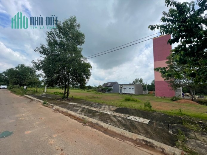 Bán Gấp lô đất mặt tiền đường nhựa Thị Trấn Vĩnh An, Vĩnh Cửu Giá 1tỷ