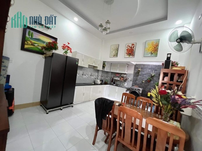 BÁN NHANH NHÀ SÁT MT HUỲNH TẤN PHÁT - GIÁ RẺ CHỈ CÓ 3.7 TỶ