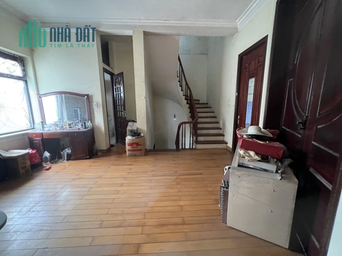 112M2 ĐẤT - GỐC ĐỀ - MINH KHAI - MT 8.6M - SẴN NHÀ 3 TẦNG - LÔ GÓC - PHÙ HỢP CHIA LÔ HOẶC XÂY CCMN