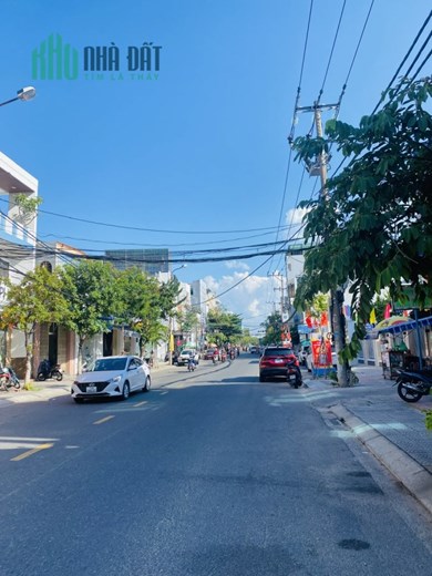SIÊU NGỘP! Trục Kinh Doanh Lê Đình Lý. Hải Châu. 4  tầng. Hàng hiếm. 95m2. Giá 12 tỷ. Vị trí đắc địa