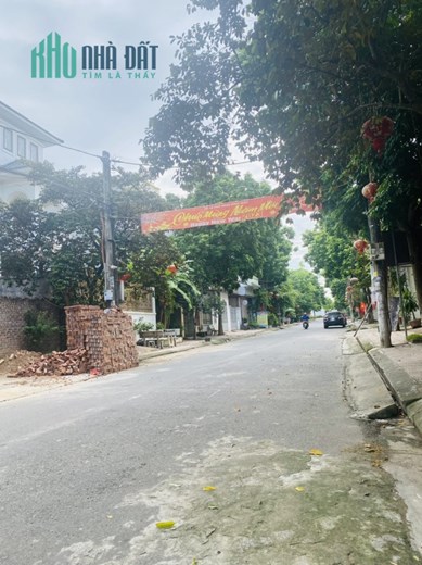 Cho thuê  đất mặt đường Phan Đình Giót, Khai Quang, Vĩnh Yên Giá thuê: 6 triệu/ tháng