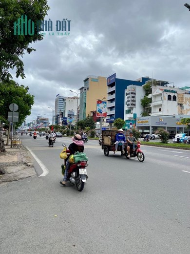 Bán nhà 2 Mặtt tiền Cộng Hoà ngay Lottemart, DT: 4x20m, 4 Tầng, cho thuê 70tr. giá 32.9 tỷ