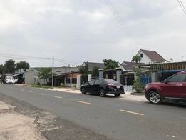 Bán đất MT Hùng Vương 15x68m (100m2 TC) giá 16,3 tỷ.
