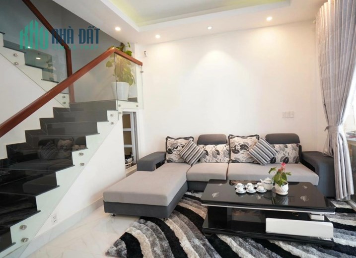 Bán nhà mặt tiền Cổ Loa Đà Lạt đang kinh doanh homestay