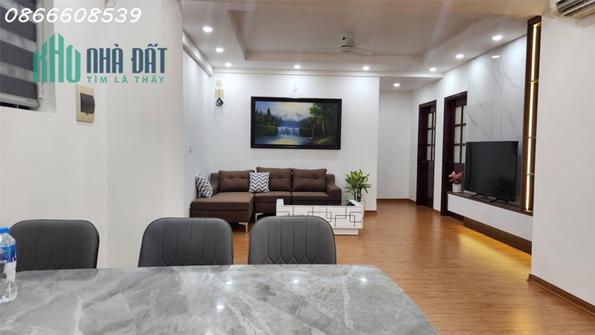 Chính chủ bán gấp căn hộ CT4 - Lê Đức Thọ 102m2 3N 2WC tầng cao, full nội thất giá 3.7 tỷ