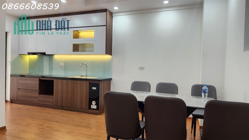 Chính chủ bán gấp căn hộ CT4 - Lê Đức Thọ 102m2 3N 2WC tầng cao, full nội thất giá 3.7 tỷ