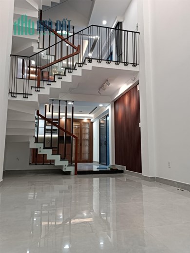 Bán nhà mới xây dựng hàng xóm KĐT Vạn Phúc 78m kiến trúc Tây Âu - hẻm nhưa