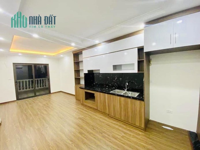 Bán nhà đẹp Ngõ 72 Nguyễn Trãi, sát phố, gần ô tô, thang máy, sổ đẹp, 43m*6T, nhỉnh 6 tỷ