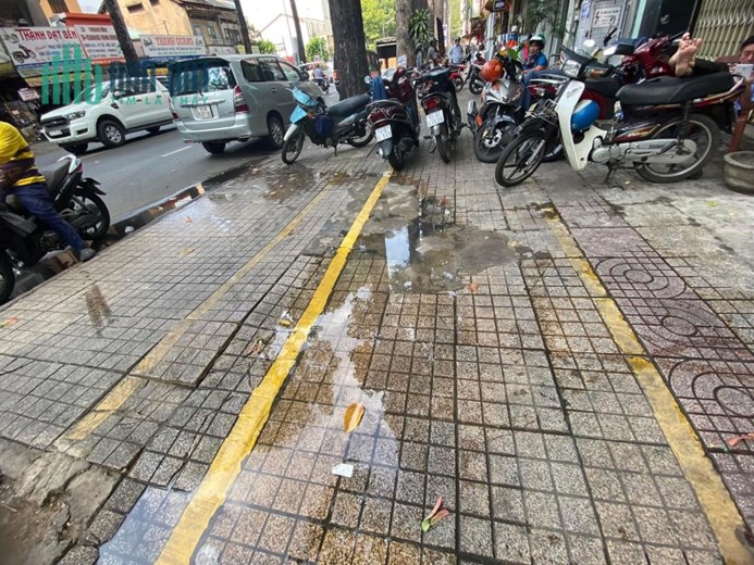 Bán nhà mặt tiền Nguyễn Cư Trinh gần Nguyễn Trãi, Quận 1, DT: 3.5x27m, Cấp 4. 31.5 tỷ (TL)