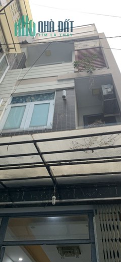 Nhà Quận 4 - 42m2 - 4Tầng, Sát Mặt Tiền, Mới ở ngay