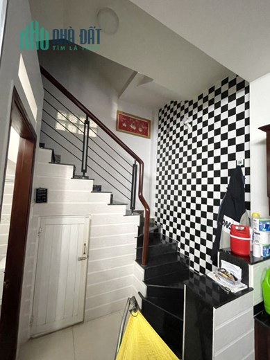 Nhà bán hẻm chợ Rach Ông P2Q8. Trệt,2 lầu,sân thượng. Giá 5,8 tỷ TL