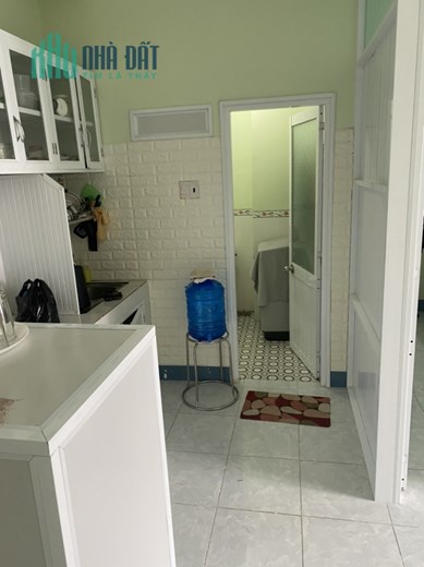 Chính chủ cho thuê chung cư D7, D10, đường 16/4, Phường Mỹ Hải, Phan Rang - Tháp Chàm, Ninh Thuận