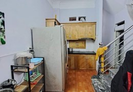 Bán nhà Lý Tự Trọng, Hà Đông,  42 m2, 2 tầng, 4.8 m mặt tiền, giá 3.2 tỷ