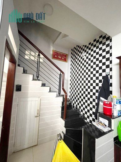 Nhà bán hẻm thông Dương Bá Trạc 4 tầng p2 Q8 giá 5tỷ8