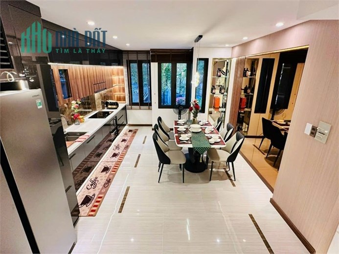 Siêu Phẩm Khu đại gia Nguyễn Tư Giản, Gò Vấp – 5 tầng full nội thất