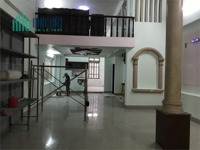 Cho thuê nhà mặt tiền 1T1L khu chợ rạch dừa đường 30/4, tpvt