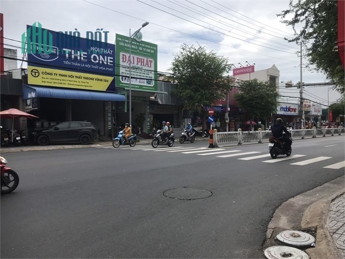 Cho thuê nhà đẹp 1 trệt 2 lầu cạnh Chợ Rạch Dừa đường 30/4, TPVT