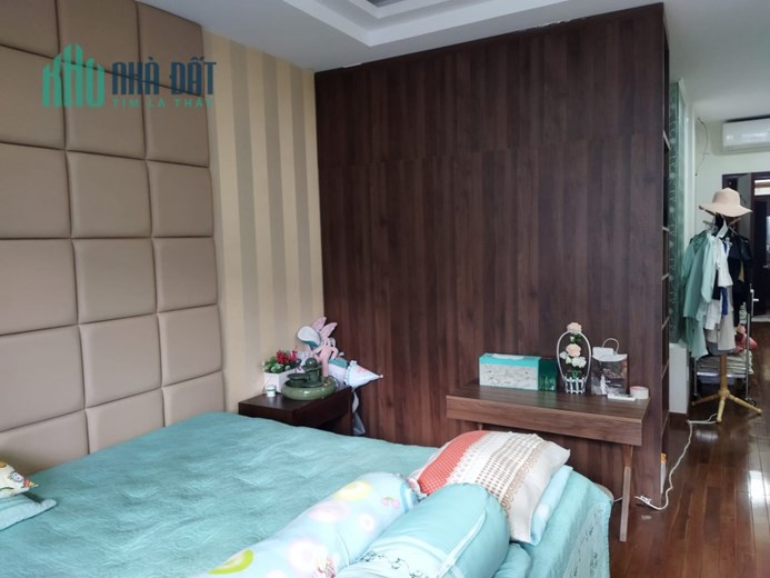 Bán nhà KHU ĐÔ THỊ HIM LAM - Tân Hưng Q7 Chủ tặng toàn nội thất châu âu 3tỷ 100m2 5 tầng Giá: 27 tỷ
