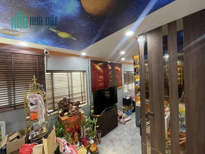 CHỦ CẦN BÁN CĂN CC PENHOUES TRÊN KHÔNG - VIEW ĐẸP - 76m2 , NHỈNH 2 TỶ