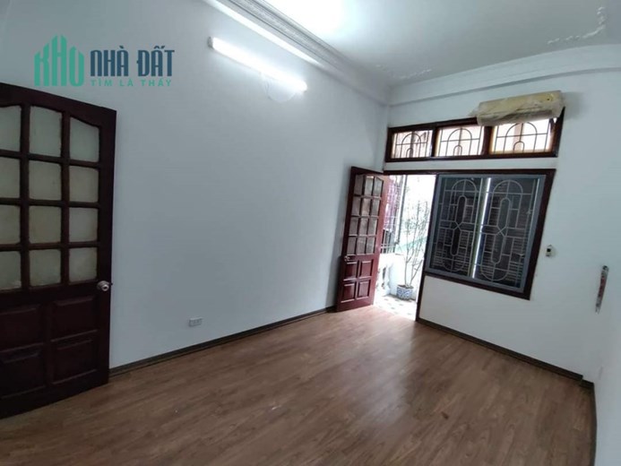 Bán nhà mặt ngõ 17 Khương Hạ 35m2, 5 tầng giá 6.3 tỷ