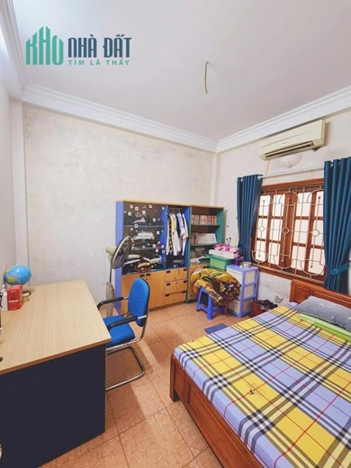 TIN ĐƯỢC KHÔNG ! P XUÂN LA, 55M2, 3 TẦNG, DÂN XÂY, Ô TÔ ĐỖ 15M, CHỈ NHỈNH 4 TỶ.