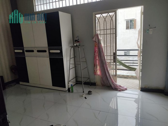 Bán nhà 2 tầng 2PN, 42m2, Tỉnh Lộ 10, Bình Trị Đông, Bình Tân, chỉ 2.6 tỷ TL