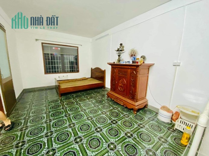 💥Siêu tập thể Đại học Luật, Nguyên Hồng 90m, 4PN, tiện ích tha hồ, chỉ 2.3 tỷ💥
