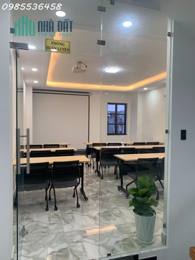 Cho thuê văn phòng đẹp 100m2 tại  Nguyễn Văn Lượng. Phường 10.Gò Vấp