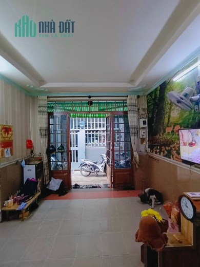 BÁN NHÀ 1 TRỆT 1 LẦU VỊ TRÍ ĐẸP NGAY SIÊU THỊ AEON MALL TÂN PHÚ