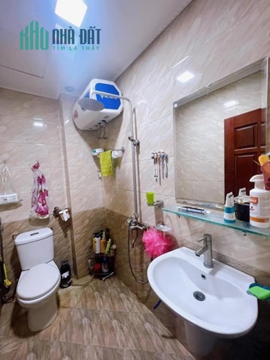 BÁN NHÀ MỚI 4 TẦNG THẠCH BÀN_ DT 41 M2 _ Ô TÔ ĐỖ GẦN_TIỆN ÍCH_ TẶNG NỘI THẤT GIÁ TRỊ
